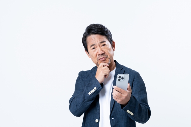 悩む