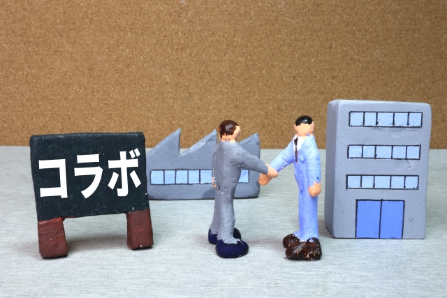 コラボ
